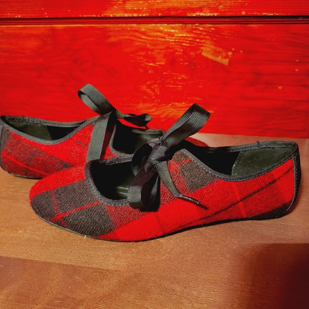 Soda Red Plaid Flats